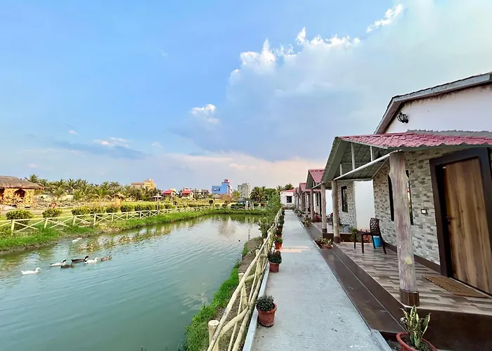 Palli Bangla Resort, Near Ruby Hospital, Anandapur